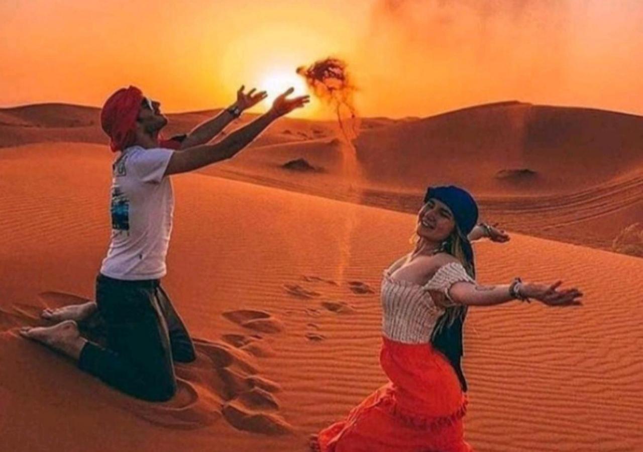 Fantastic Luxury Camp Hotel Merzouga Buitenkant foto