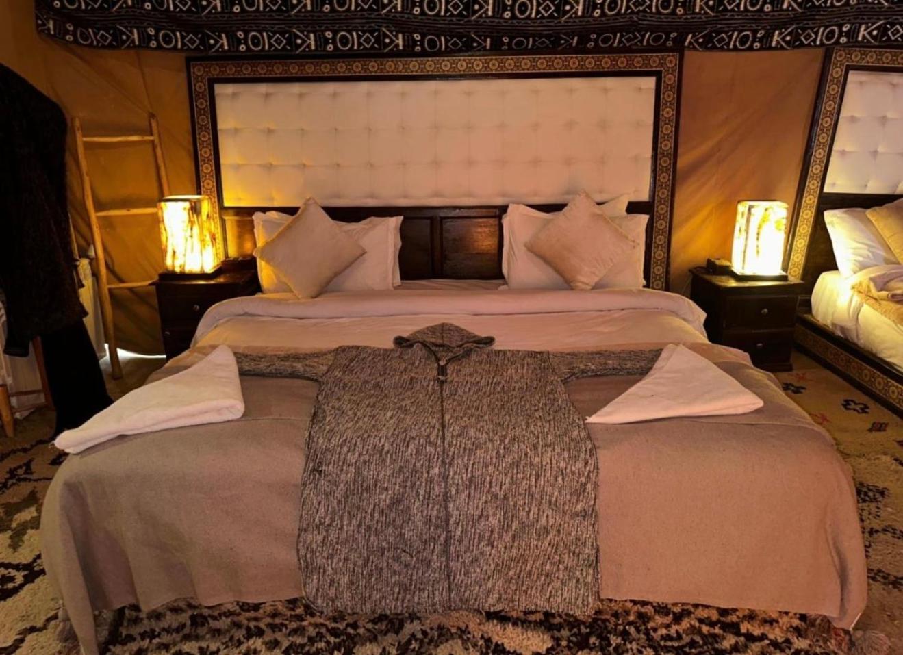 Fantastic Luxury Camp Hotel Merzouga Buitenkant foto