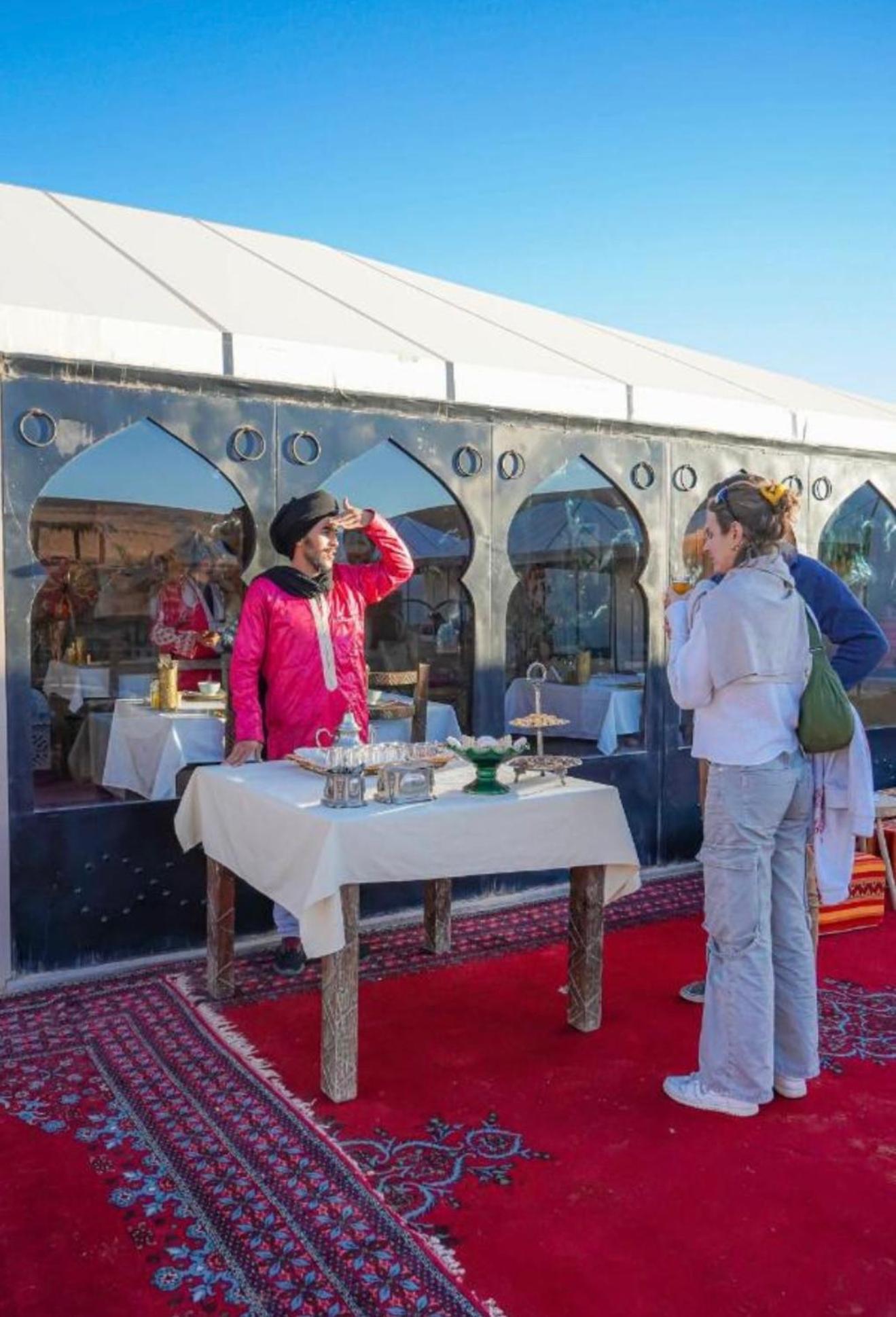 Fantastic Luxury Camp Hotel Merzouga Buitenkant foto